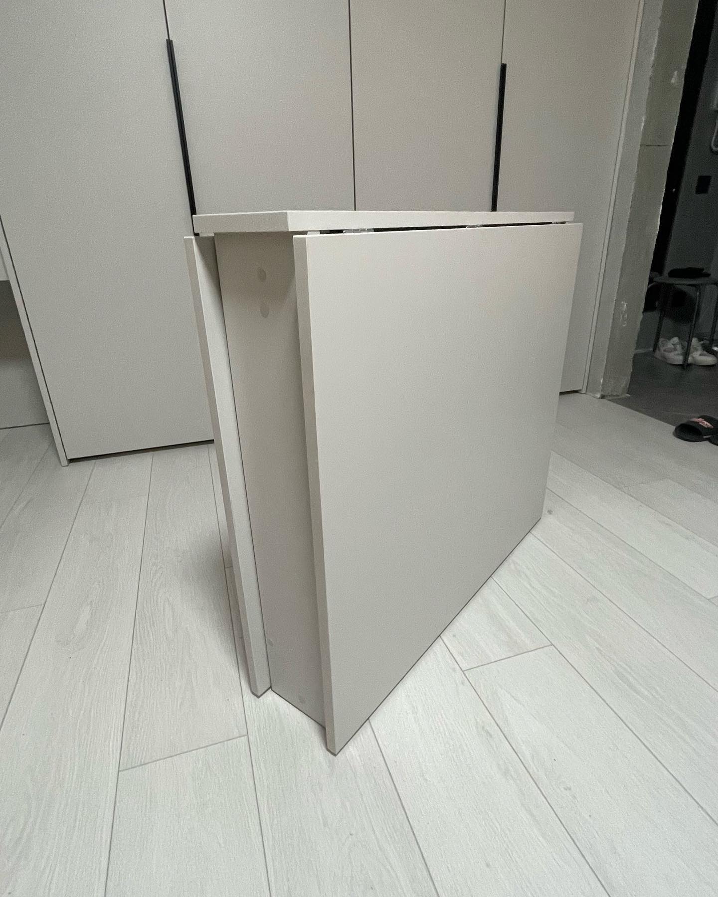 Модульный элемент мебели